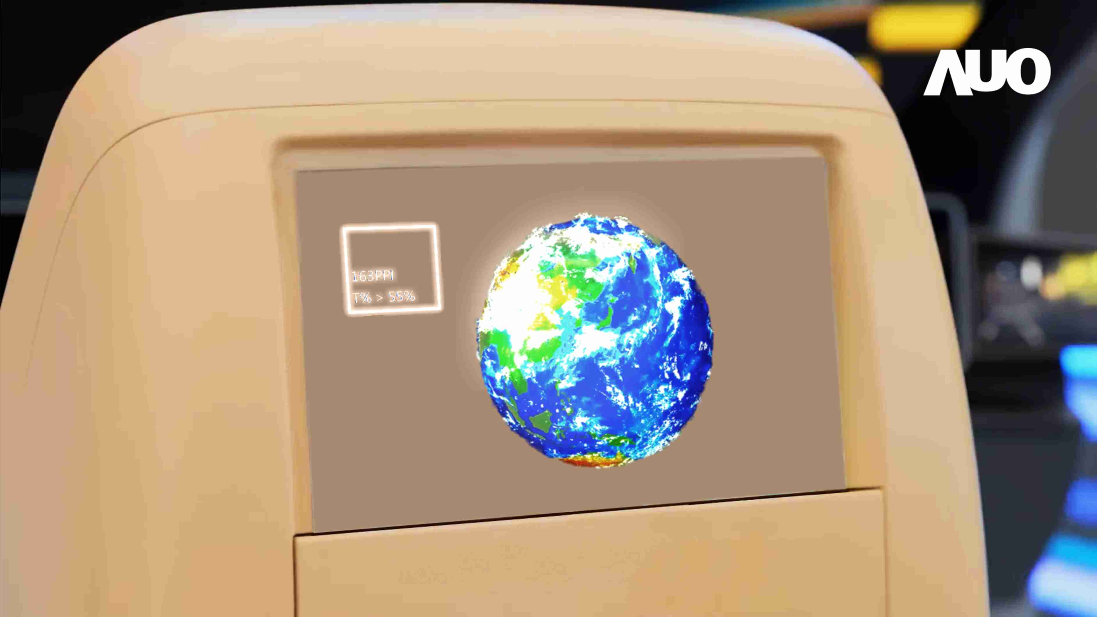 蓝狮在线突破设计与制程挑战，，，，推出全球最高分辨率163ppi的13.5吋透明Micro LED面板，，并积极布局智能车市场，，，以期拓展透明显示应用的可能性