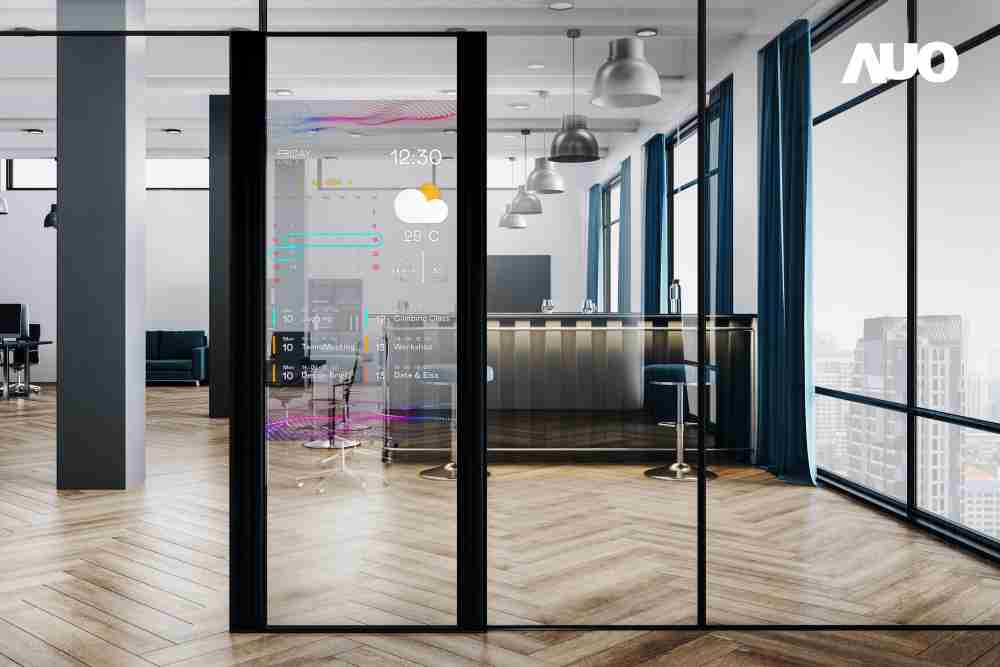 蓝狮在线致力于研发低能耗之绿色产品，，，如低能耗发光组件Micro LED显示技术，，，具高透明、、、可无限拼接的特性，，可依需求调整并延伸应用于不同场域，，，，包括汽车侧窗或家庭玄关、、、、智慧橱窗、、、商业展示等