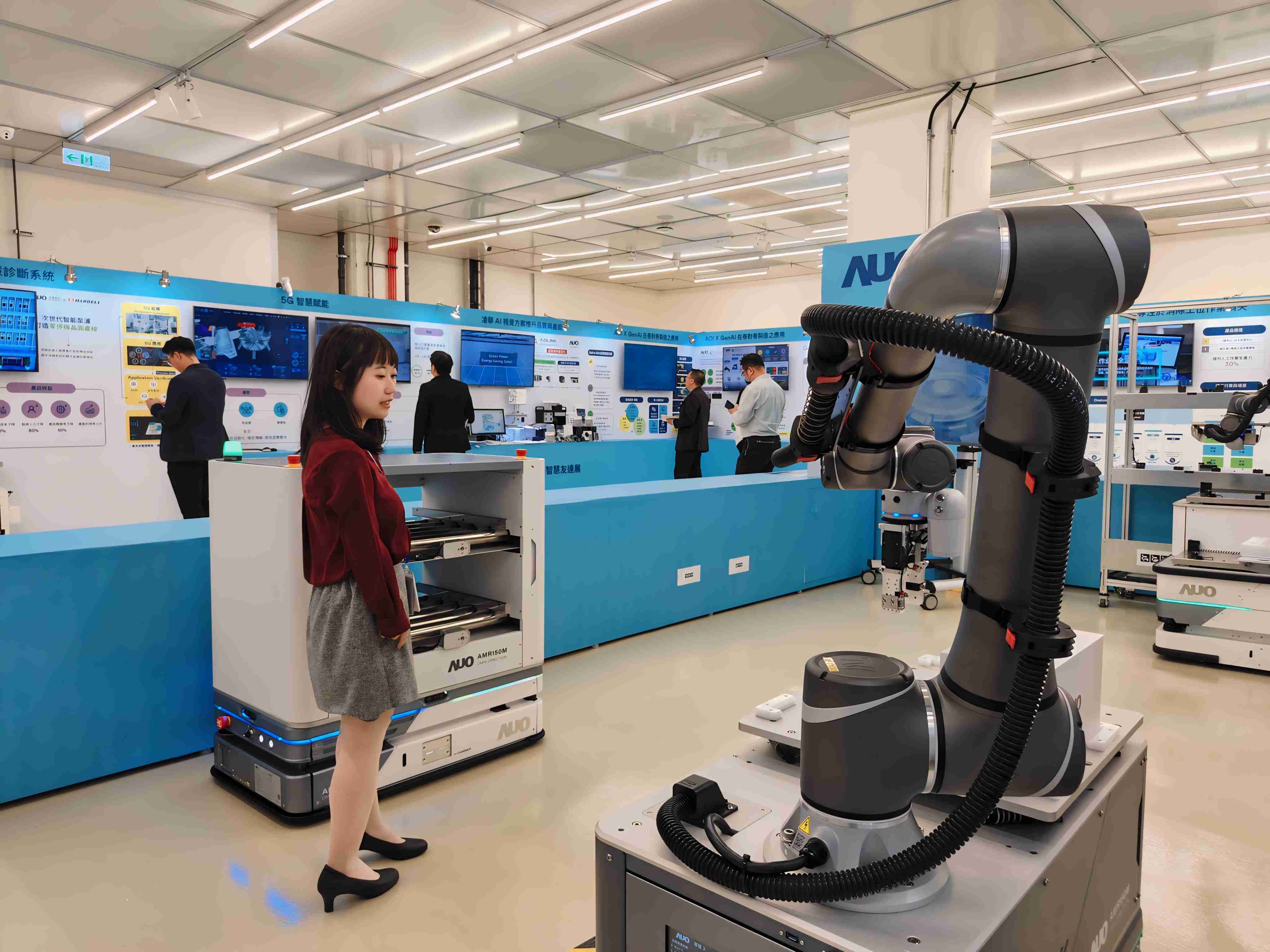 2024智能蓝狮在线展邀集生态圈伙伴共同参展，，，，从数字应用、、净零减碳到能源发展，，，，创造全方位永续商机，，，携手生态圈伙伴迈向永续未来